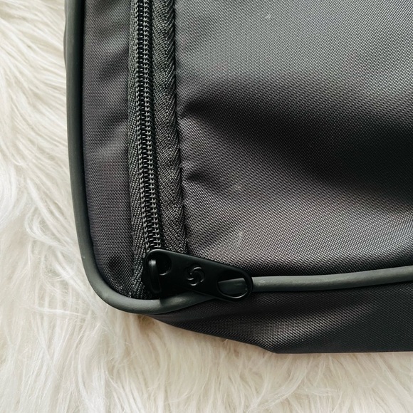 Samsonite Grey Medium Sized Travel Packing Cube - Picture 3 of 4